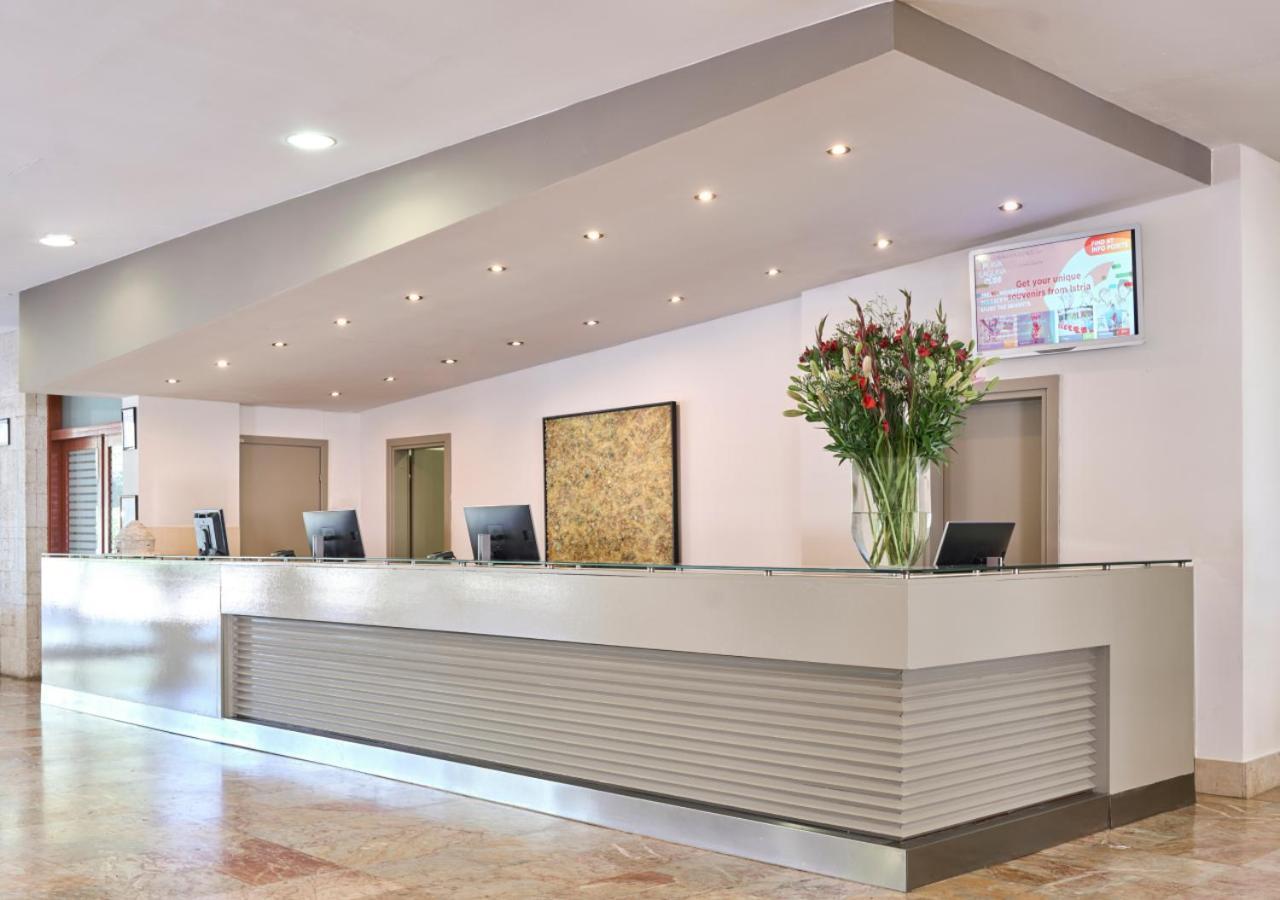 Hotel Aurora Plava Laguna Umago Esterno foto