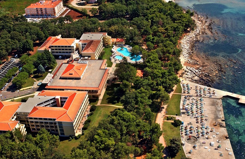 Hotel Aurora Plava Laguna Umago Esterno foto