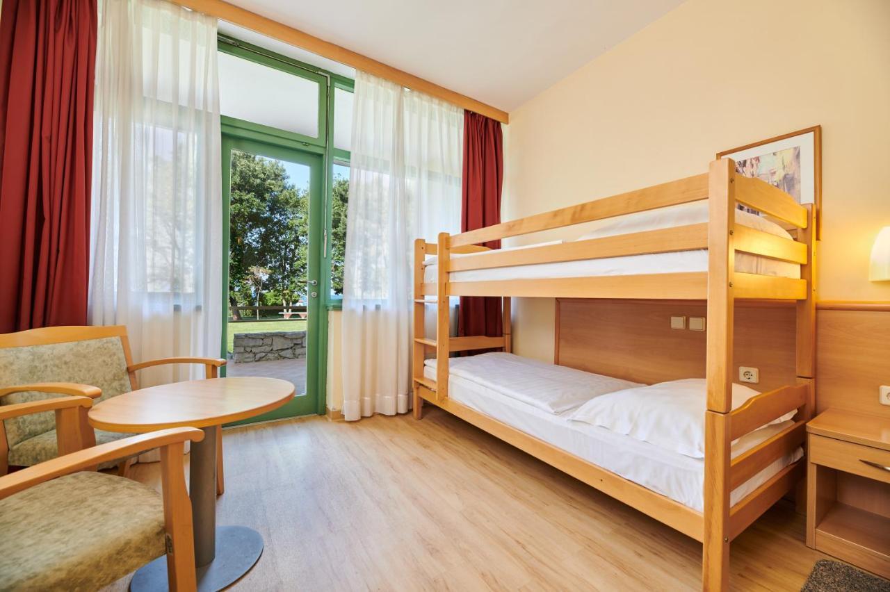 Hotel Aurora Plava Laguna Umago Esterno foto